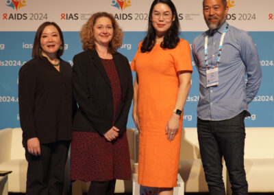 Annette Sohn, Maggie Czarnogorski, Rena Janamnuaysook, and Elvin Geng at the 2024 AIDS Conference.